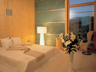 Solarhaus III in Ebnat-Kappel CH, 2000, Dietrich Schwarz Architekten AG Dietrich Schwarz Architekten AG Minimalist bedroom