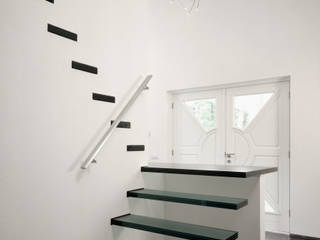 ​EeStairs® Glass Staircases, EeStairs | Stairs and balustrades EeStairs | Stairs and balustrades Сходи Скло