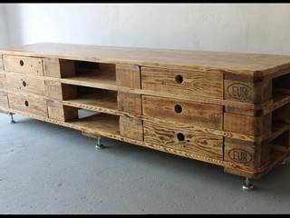 Großes Sideboard aus Europaletten, ReFactura ReFactura Mais espaços