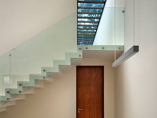 homify Modern corridor, hallway & stairs