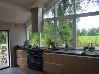 Woning te Tytsjerk, Dorenbos Architekten bv Dorenbos Architekten bv Modern kitchen