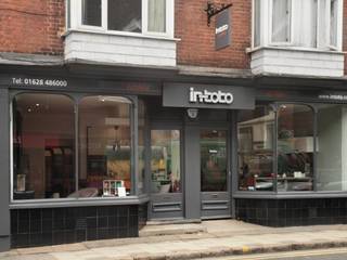 in-toto Marlow Kitchens Design Studio Modern kitchen by in-toto Kitchens Design Studio Marlow Modern