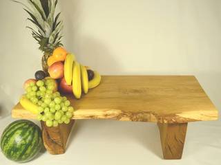 Display Shelf Something Wood Comedores de estilo rústico Accesorios y decoración