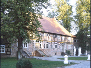 Umnutzung altes Brauhaus, v. Bismarck Architekt v. Bismarck Architekt Landhäuser