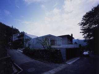 House in Otsu, Junya Toda Architect & Associates Junya Toda Architect & Associates 모던스타일 주택