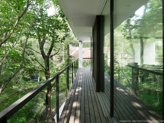 035カルイザワハウス, atelier137 ARCHITECTURAL DESIGN OFFICE atelier137 ARCHITECTURAL DESIGN OFFICE Moderner Balkon, Veranda & Terrasse