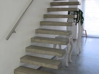 Zwevende betonnen trappen, Allstairs Trappenshowroom Allstairs Trappenshowroom Stairs