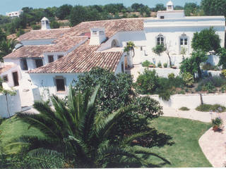 Ferienhaus an der Algarve, v. Bismarck Architekt v. Bismarck Architekt Mediterranean style houses