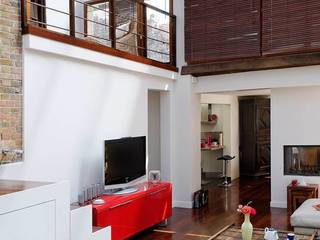 Réfection complète d’une maison à Colombes + extension, 170m² , ATELIER FB ATELIER FB Гостиная в стиле модерн