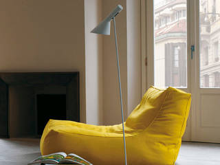 Zoe design Lievore Altherr Molina, VERZELLONI VERZELLONI Modern living room Sofas & armchairs