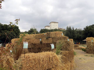 LA CONSERVA DELLA NEVE 2014 Parco dei Daini - Villa Borghese, Stefania Lorenzini garden designer Stefania Lorenzini garden designer Jardines de estilo rural