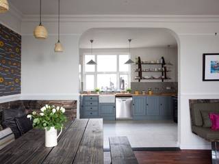 A Victorian Harbour-Side Townhouse Project, Jude Burrows Interior Design Jude Burrows Interior Design Kitchen