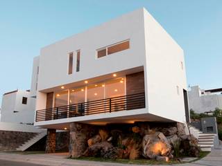 Casa Pitahayas 87, Zibatá, El Marqués, Querétaro, JF ARQUITECTOS JF ARQUITECTOS Minimalist house