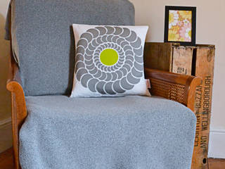 Silhouette Cushions, Atomic Doris Atomic Doris Casas modernas