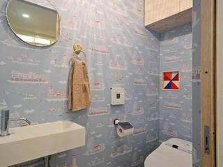 大谷町の家（リノベーション）, 大塚高史建築設計事務所 大塚高史建築設計事務所 Scandinavian style bathroom