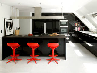 Bespoke Kitchen designed by Holloways of Ludlow Holloways of Ludlow Bespoke Kitchens & Cabinetry مطبخ