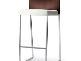 Tonon Brand Stool by Martin Ballendat belvisi furniture Cozinhas modernas Mesas e cadeiras