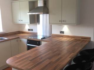 Mrs Oliver, St Athan., Kite Kitchens Ltd Kite Kitchens Ltd Cozinhas clássicas