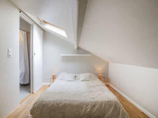 ASILE POPINCOURT 75011 PARIS , cristina velani cristina velani Modern Bedroom