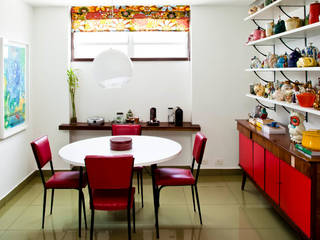 Apartamento Bairro de Higienópolis, CARMELLO ARQUITETURA CARMELLO ARQUITETURA Modern Kitchen Kitchen utensils