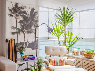 Apartamento Vila Olímpia, Helô Marques Associados Helô Marques Associados Tropical style living room