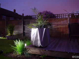 Kronen 65 Large Concrete Planter, Adam Christopher Design Adam Christopher Design Scandinavian style garden Concrete