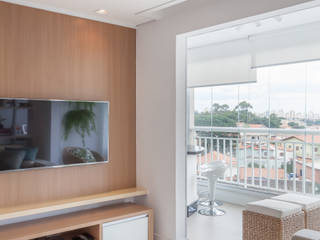 APARTAMENTO, MARCY RICCIARDI ARQUITETURA & INTERIORES MARCY RICCIARDI ARQUITETURA & INTERIORES Living room