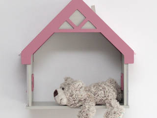 DOLLHOUSE „PINK COTTAGE” Shelf., EBISSU EBISSU Rustic style nursery/kids room