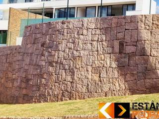 Muro de Pedra Rachão, Estância Pedras Estância Pedras Paredes y pisos de estilo rústico