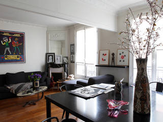 Appartement de Corinne Delemazure - Rue d'Alesia, Studio Félix Patrat Studio Félix Patrat غرفة المعيشة