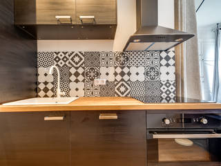 PARIS 4 30m2, blackStones blackStones Scandinavian style kitchen