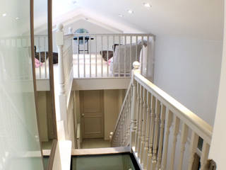 Loft Conversion in Highgate, GK Architects Ltd GK Architects Ltd Modern corridor, hallway & stairs