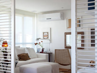 Ambientes integrados: Home Theater Angela Medrado Arquitetura + Design Salas multimídia ecléticas Construção,Mobília,Armários,Janela,Conforto,Madeira,Luminária,lar,Têxtil,Design de interiores