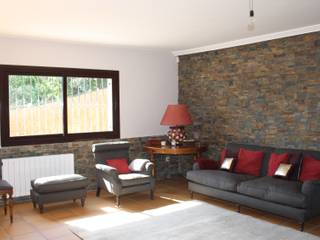 Reforma parcial vivienda RIELLS I VIABREA, ROIMO INTEGRAL GRUP ROIMO INTEGRAL GRUP Living room