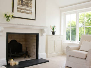 Private Residence - Wiltshire, Artisans of Devizes Artisans of Devizes Classic style conservatory Limestone Beige