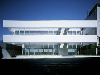 VICTORINOX JAPAN HEAD OFFICE, 久保田章敬建築研究所 久保田章敬建築研究所 Commercial spaces