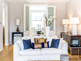 Home Staging : Roland Gardens , In:Style Direct In:Style Direct ミニマルデザインの リビング