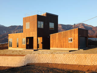 小淵沢の住宅, office.neno1365 office.neno1365 Casas modernas Madera Acabado en madera