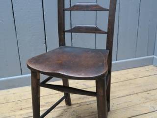 Reclaimed Church Chairs: UKAA buy and sell a large range of Old Antique Wooden Furniture, UKAA | UK Architectural Antiques UKAA | UK Architectural Antiques Cocinas de estilo clásico