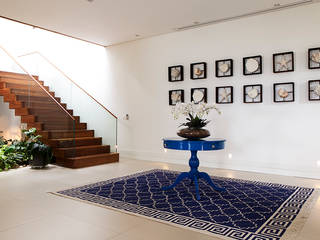 Sam Pedro - Guarujá - SP, Infinity Spaces Infinity Spaces Modern corridor, hallway & stairs