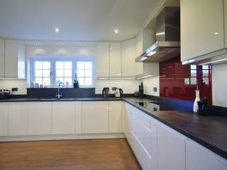 Stebbing, Essex, Kitchencraft Kitchencraft Кухня в стиле модерн