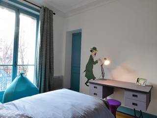 Chambre d'enfant thème Tintin et Milou, cecile kokocinski cecile kokocinski Eclectic style nursery/kids room