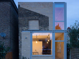 House of Trace, TSURUTA ARCHITECTS TSURUTA ARCHITECTS Nhà phong cách tối giản