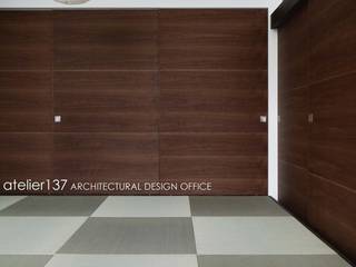 016小諸 I さんの家, atelier137 ARCHITECTURAL DESIGN OFFICE atelier137 ARCHITECTURAL DESIGN OFFICE Salas multimedia de estilo moderno Madera Acabado en madera