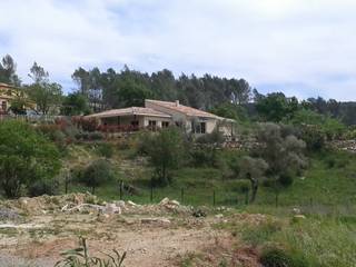 villa neuve dans la colline, agence d'architecture nadia poss agence d'architecture nadia poss Moderne Häuser