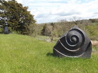 'Spiral G' This is the last one No24, Dennis Kilgallon Sculpture Dennis Kilgallon Sculpture Modern Garden