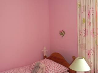 Little Girl's Bedroom, Natalie Davies Interior Design Natalie Davies Interior Design Nursery/kid’s room