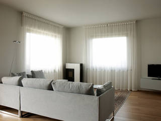 Casa DL - restyling della zona giorno, Nicoletta Bertolissi architetto Nicoletta Bertolissi architetto Modern living room