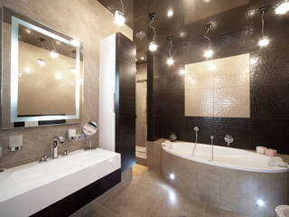 Дизайн квартиры "Геометрия и глянец", Samarina projects Samarina projects Minimalist bathroom