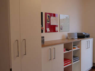 ​home office, teamlutzenberger teamlutzenberger Oficinas y bibliotecas de estilo moderno